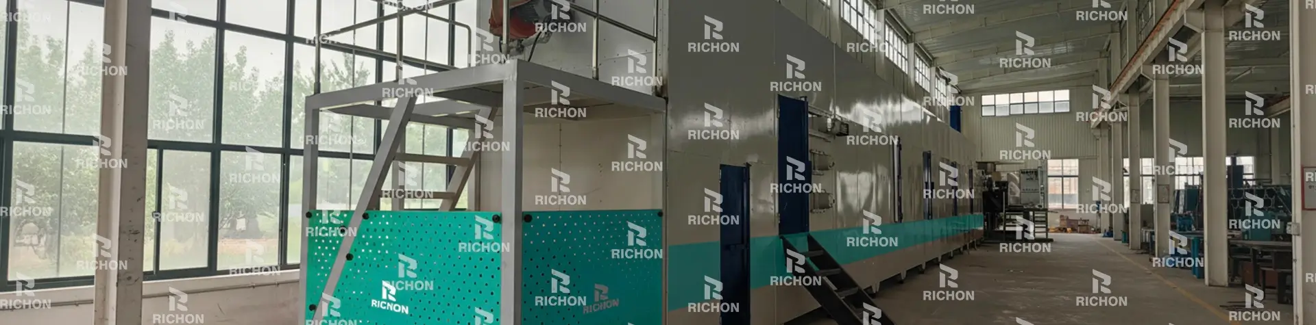 Hot-air drying system for molded egg trays with temperature control