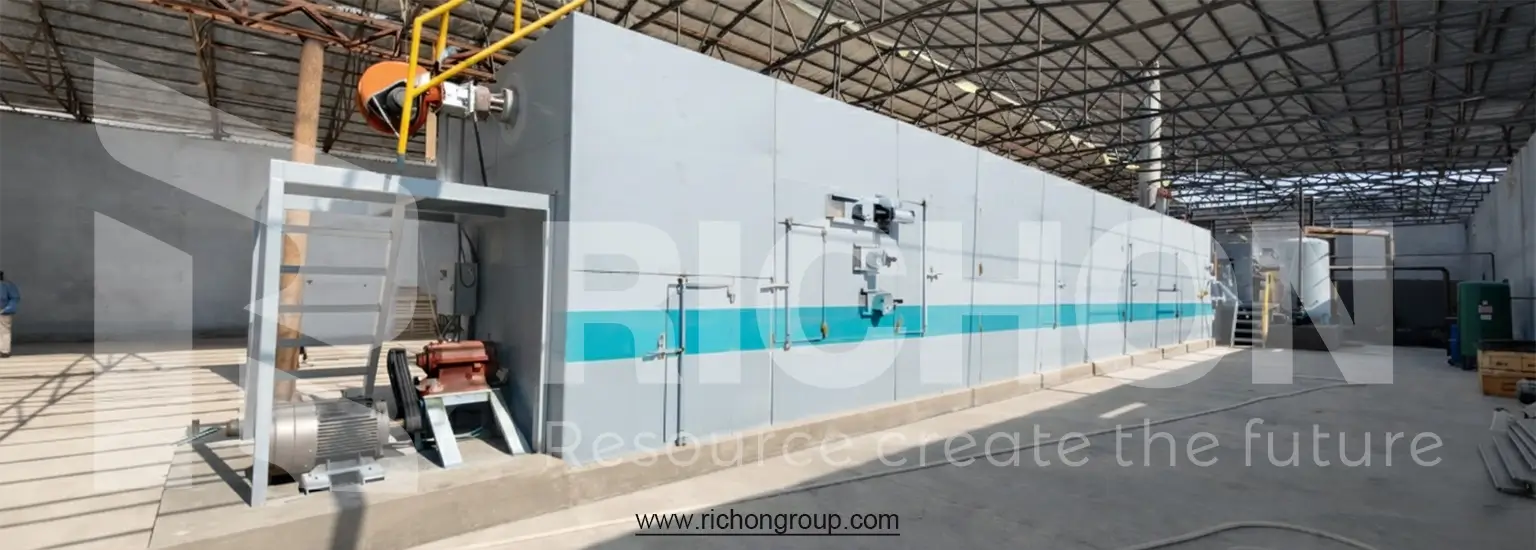 Multi-layer metal drying tunnel for high-efficiency egg tray production