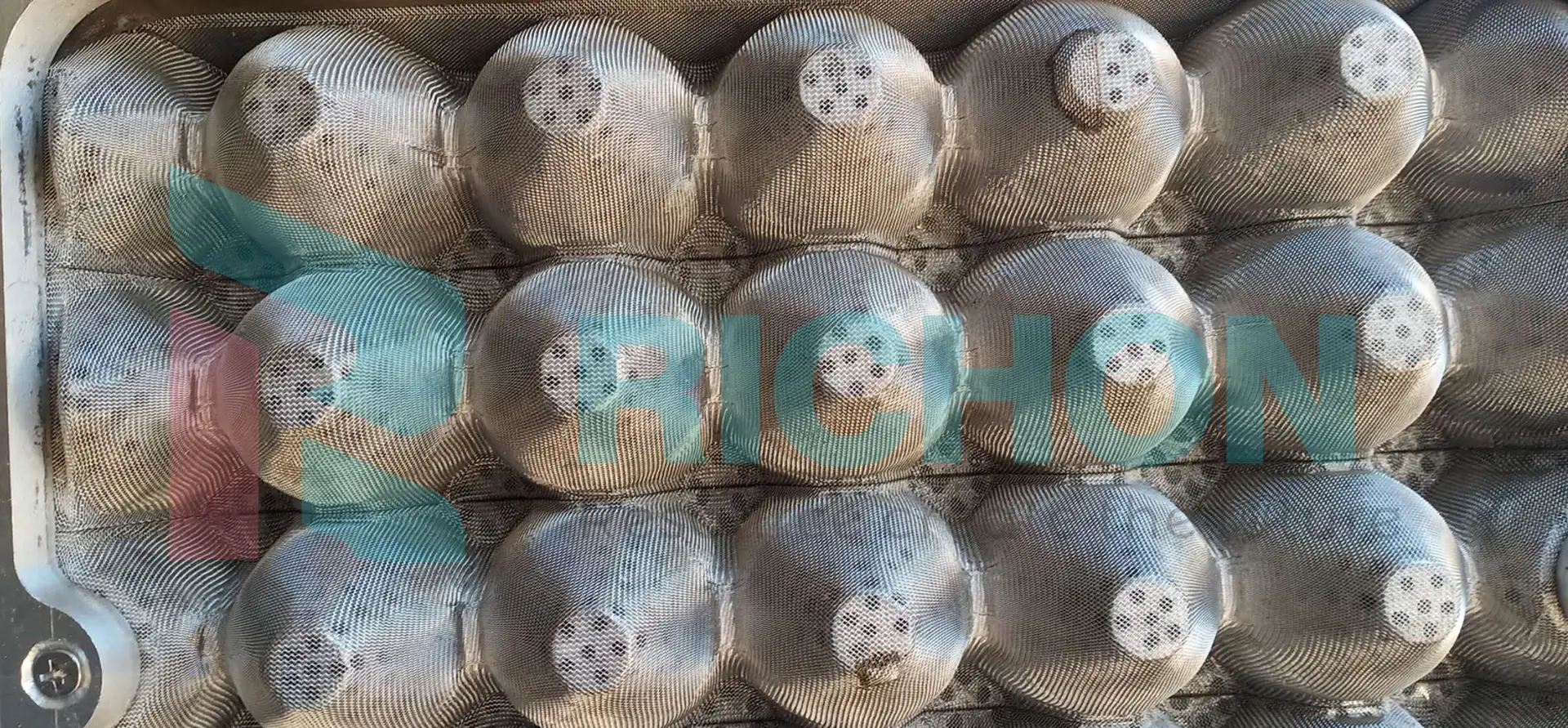 High-quality egg tray mold showing uniform fiber distribution and drainage design