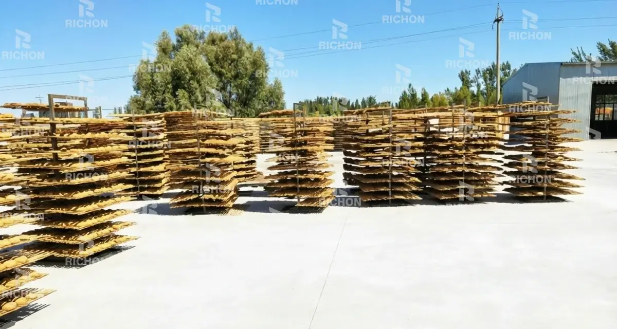 Natural drying egg trays on racks using ambient air, suitable for small-scale egg tray production lines